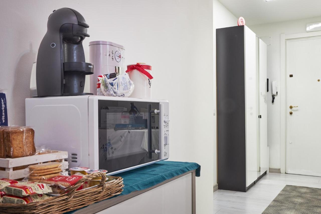 Picci'S Bilo Apartment Milan Bagian luar foto